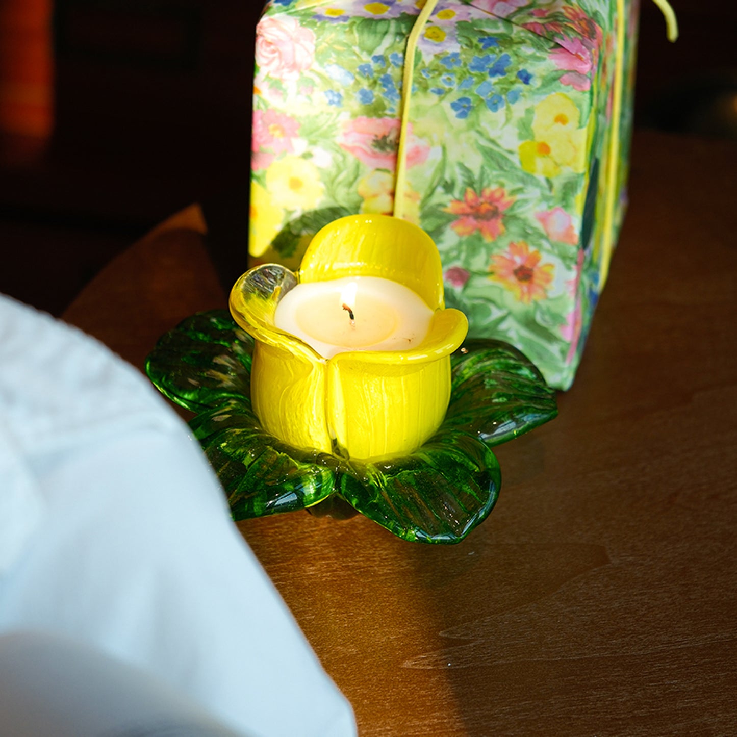 Shuflower – Flower Candle | Handmade Soy Wax Scented Candle with Gardenia, Jasmine, Osmanthus Aromas
