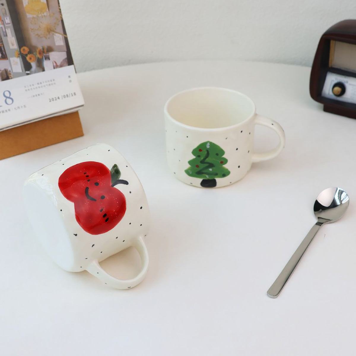 Shuflower - Christmas Hand-Painted Apple Mug | Cute Ceramic Couple Coffee Cup | Holiday Gift 300–400ml