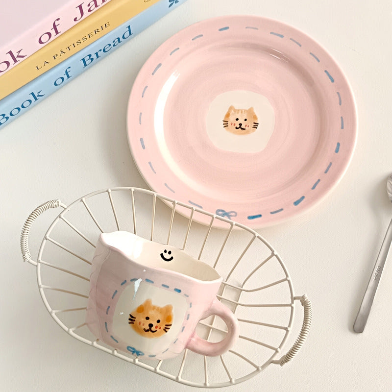 Hand-Painted Kitten Ceramic Cup and Saucer Set – 250ml Pink Underglaze Coffee Tea Mug with Plate, Cute Cat Design, Smooth Glazed Finish, Microwave and Dishwasher Safe for Home or Office Use