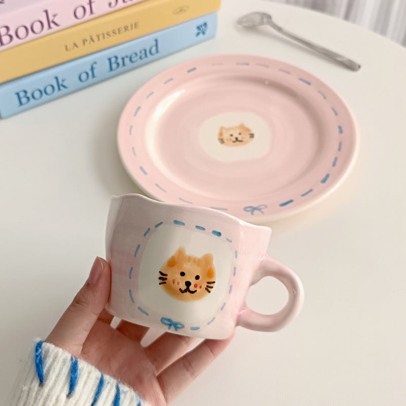 Hand-Painted Kitten Ceramic Cup and Saucer Set – 250ml Pink Underglaze Coffee Tea Mug with Plate, Cute Cat Design, Smooth Glazed Finish, Microwave and Dishwasher Safe for Home or Office Use