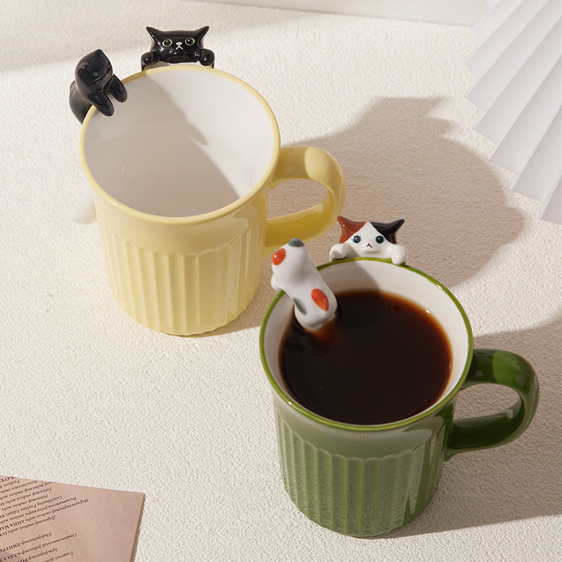 Cute Cat Ceramic Coffee Mug with Hanging Spoon Set – Japanese-Style 350ml Mug Gift